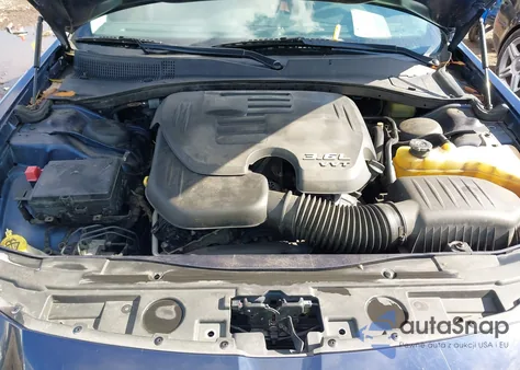 2015 Chrysler 300 Limited from USA, damaged, VIN 2C3CCARG7FH501177